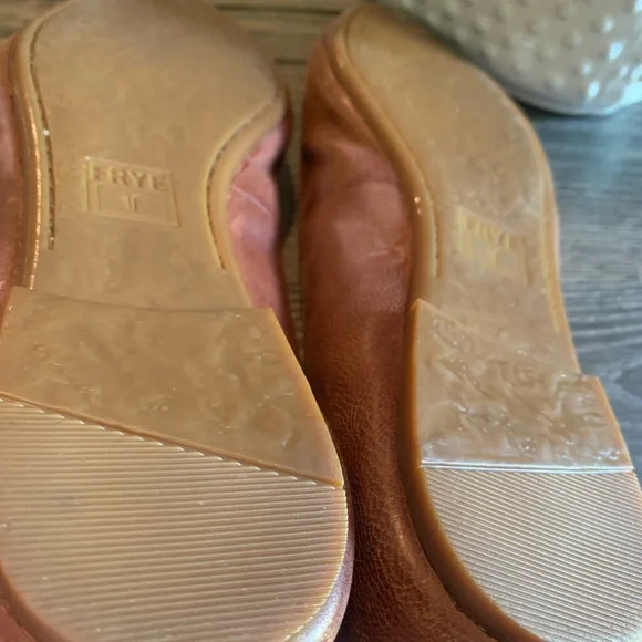 Gorgeous NEW Frye Flats!!! - Picture 8 of 12